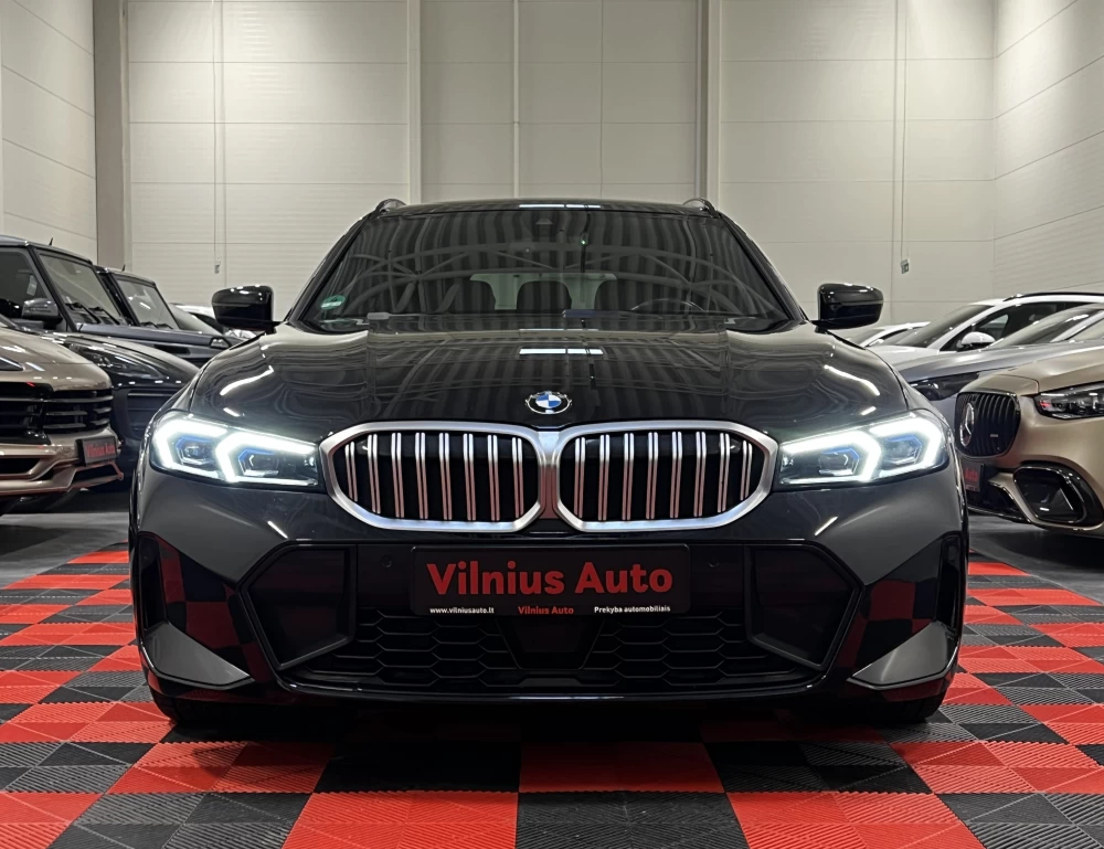 2023 BMW 320
