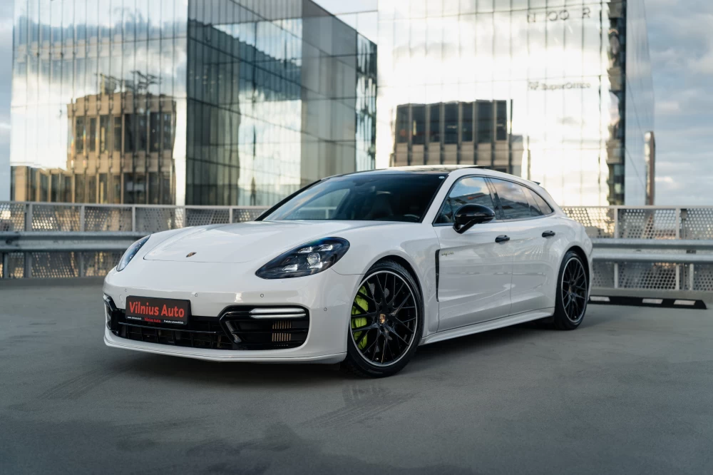 2018 Porsche Panamera