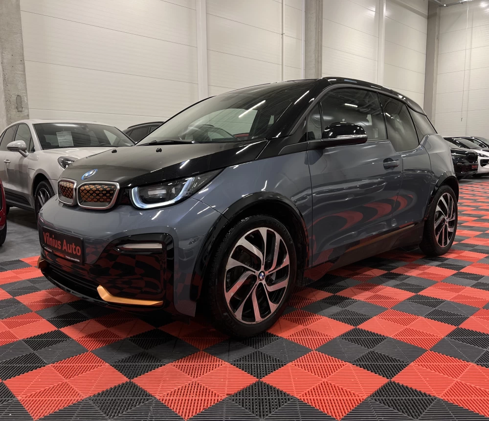 2022 BMW i3s