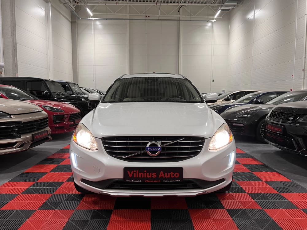 2015 Volvo XC60