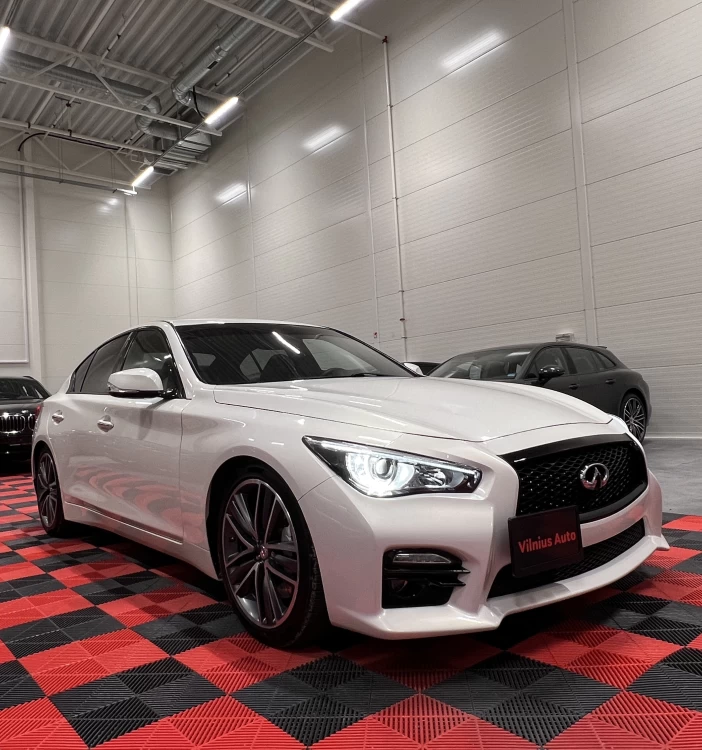 2015 Infiniti Q50