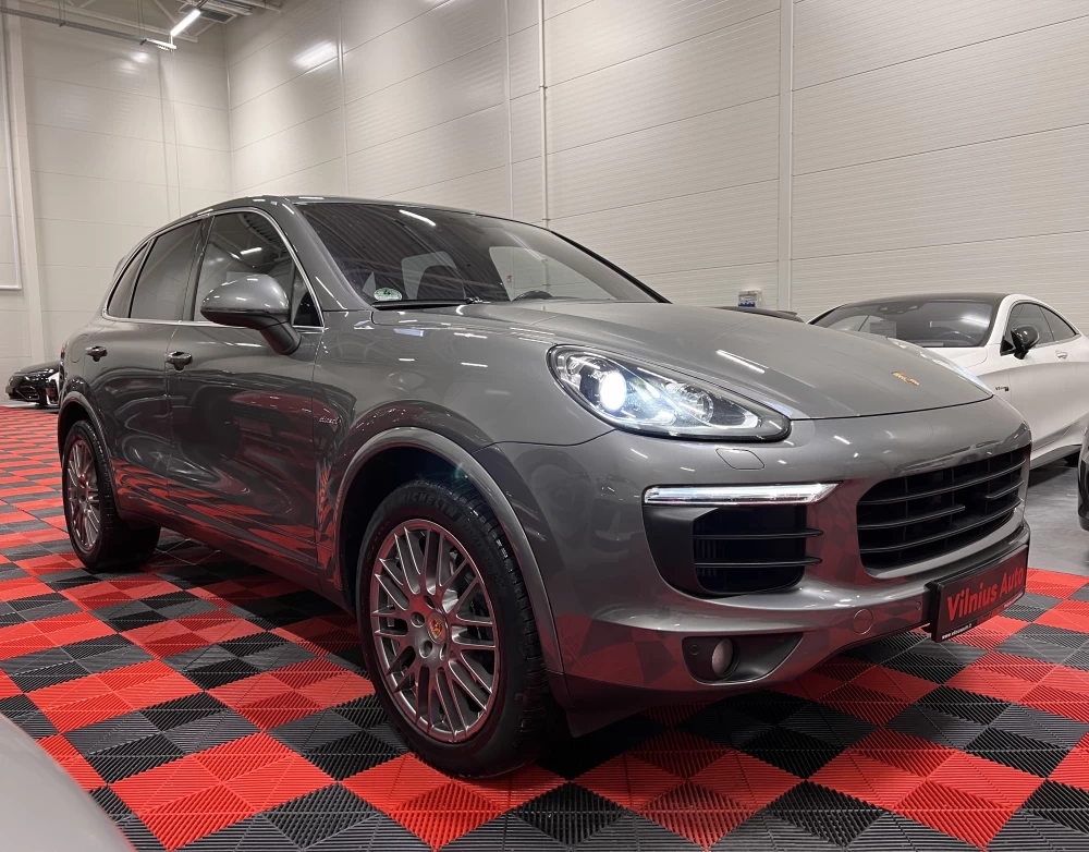 2016 Porsche Cayenne