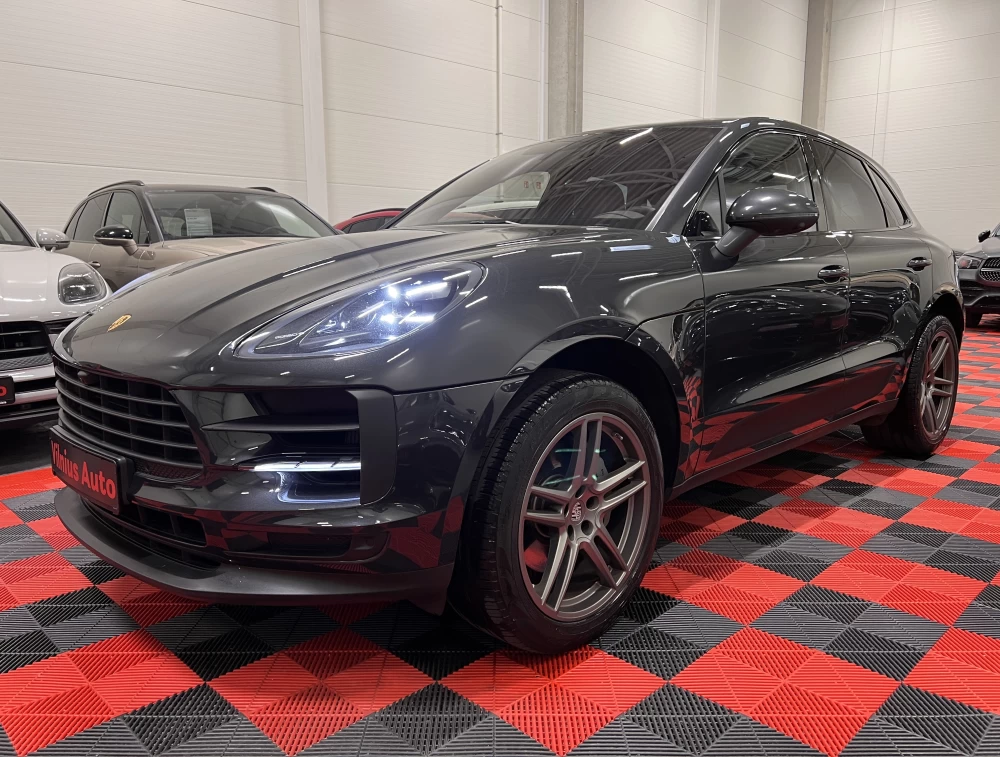 2020 Porsche Macan