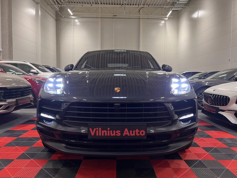 2020 Porsche Macan