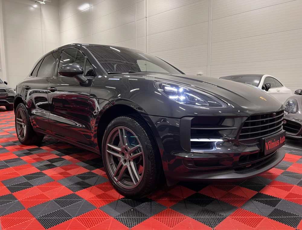 2020 Porsche Macan