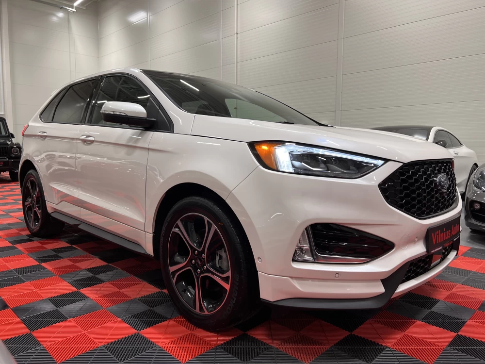 2019 Ford Edge