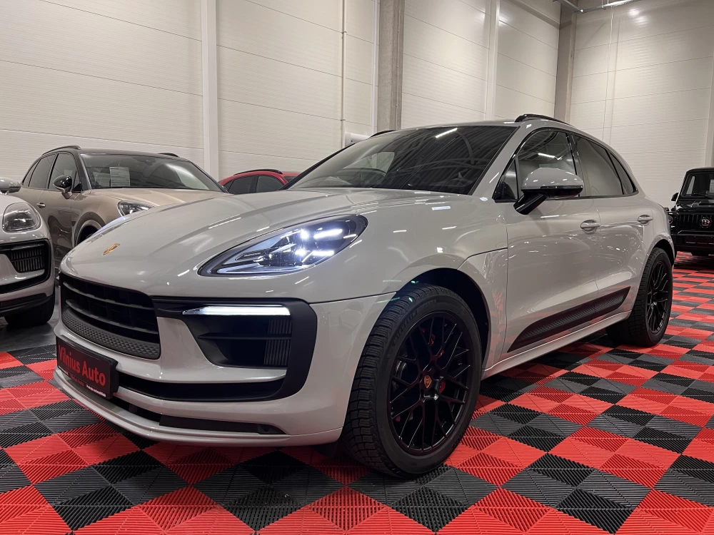 2023 Porsche Macan