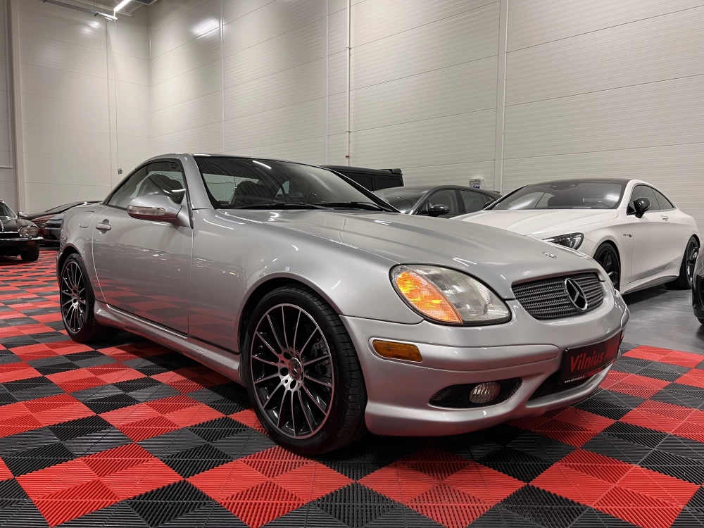 2002 Mercedes-Benz SLK32 AMG
