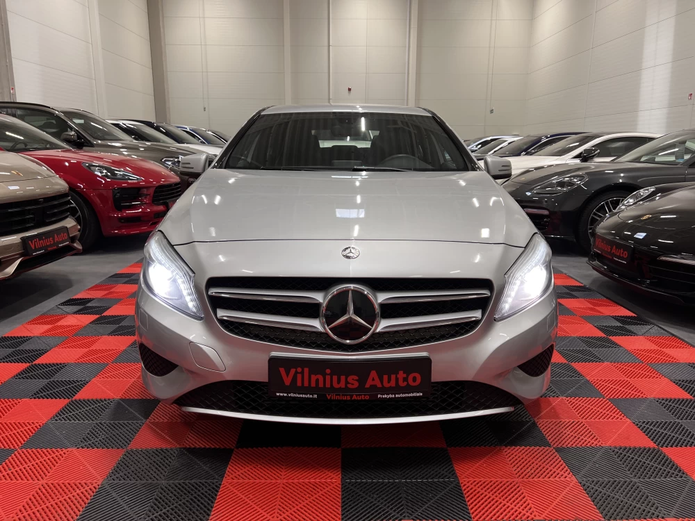 2013 Mercedes-Benz A200