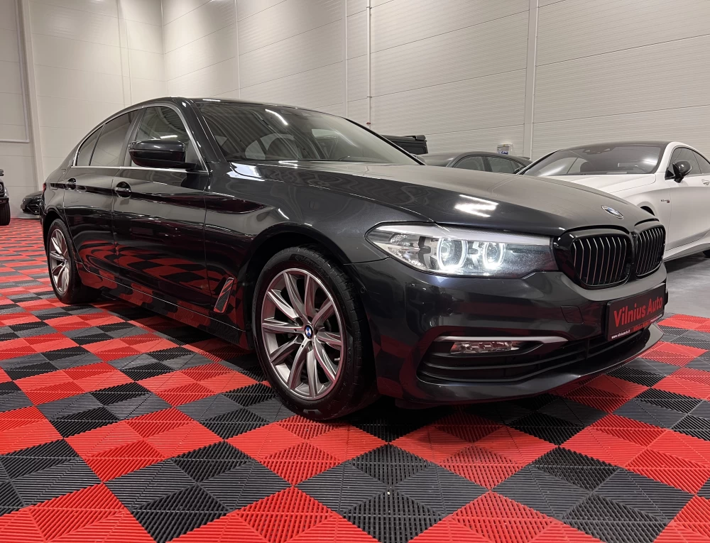 2018 BMW 520