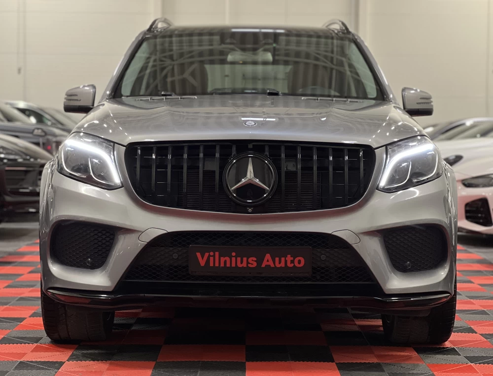 2017 Mercedes-Benz GLS550