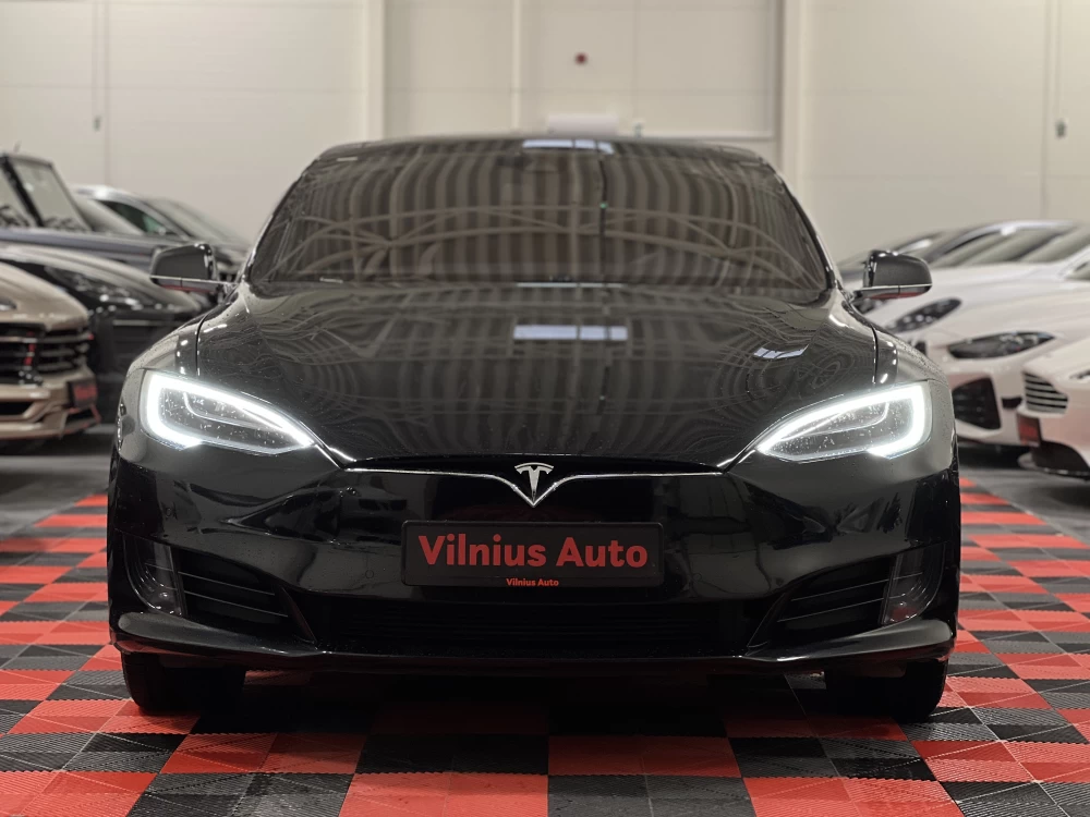 2015 Tesla Model S