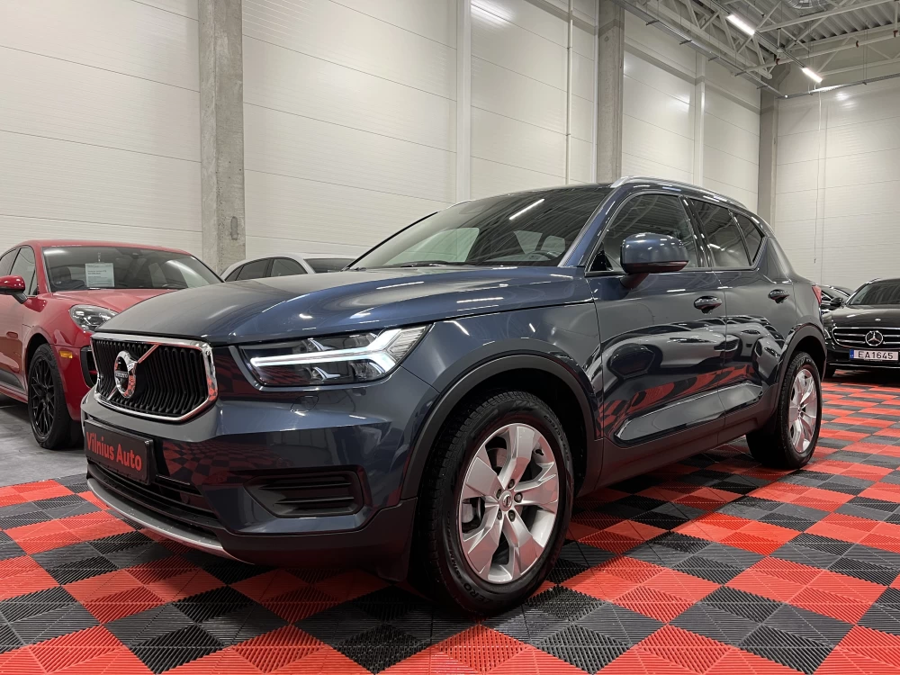 2021 Volvo XC40