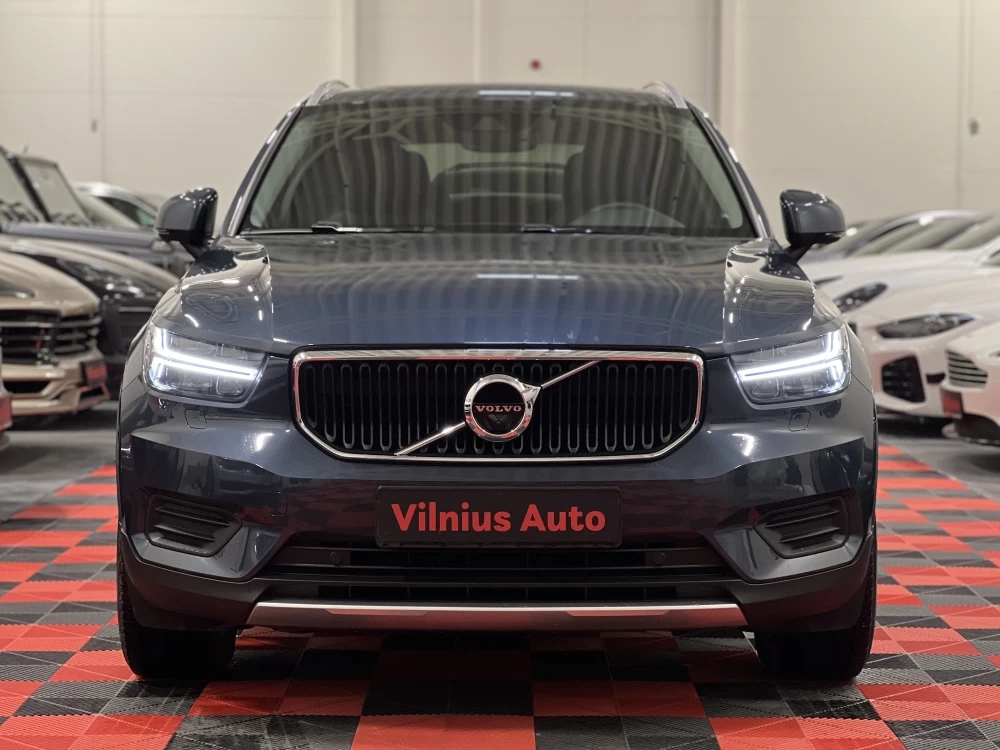 2021 Volvo XC40