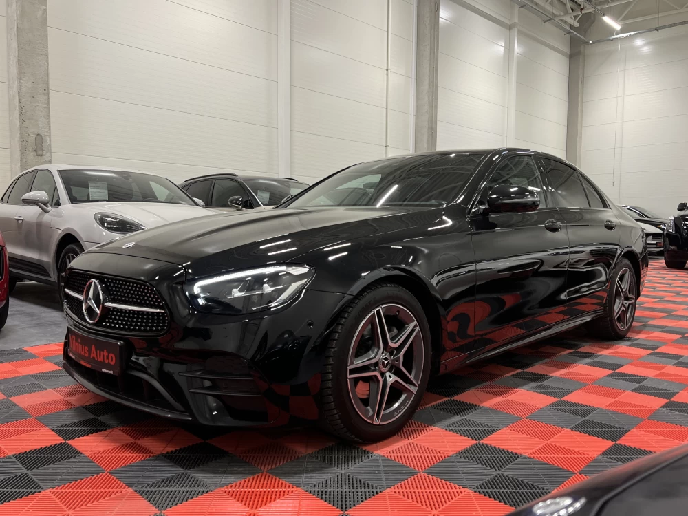 2021 Mercedes-Benz E200