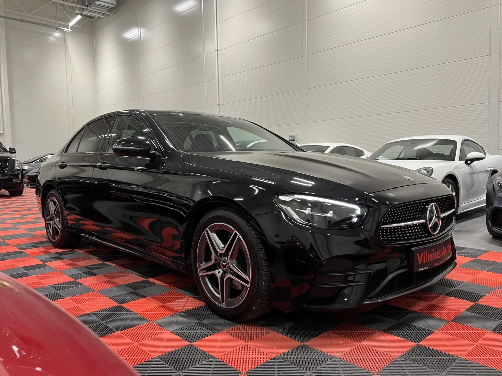 2021 Mercedes-Benz E200