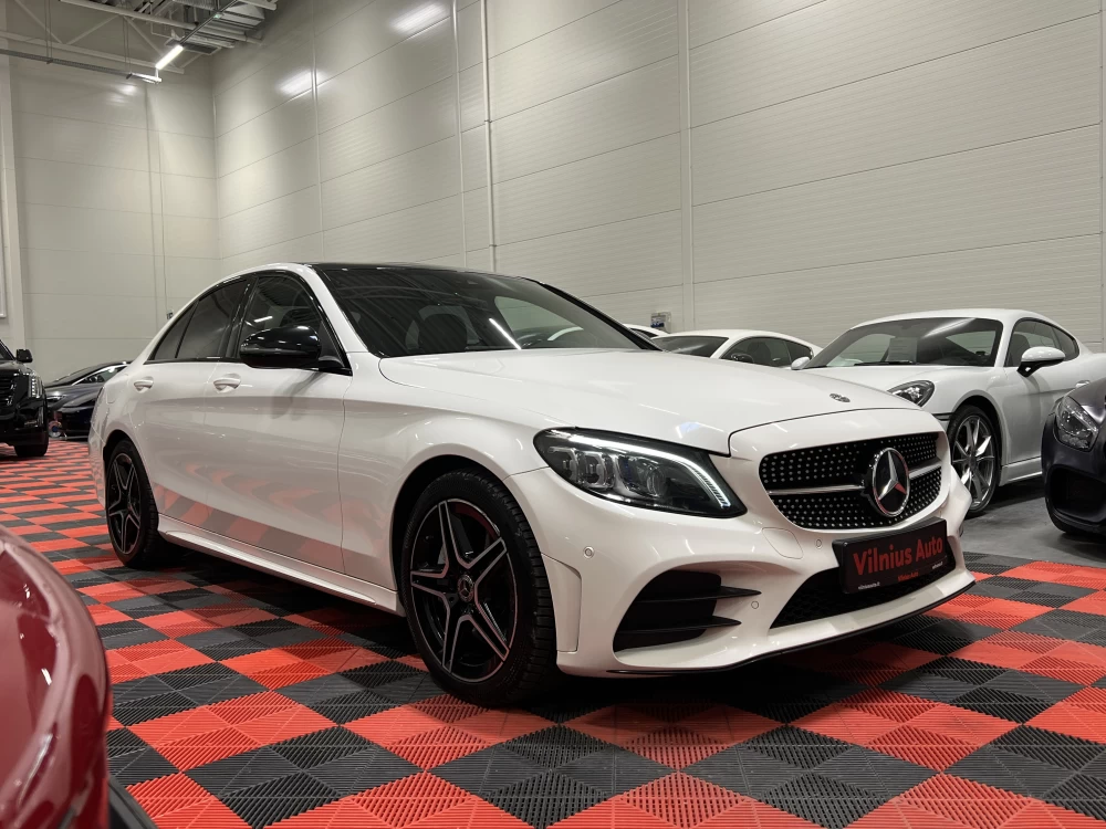 2019 Mercedes-Benz C400