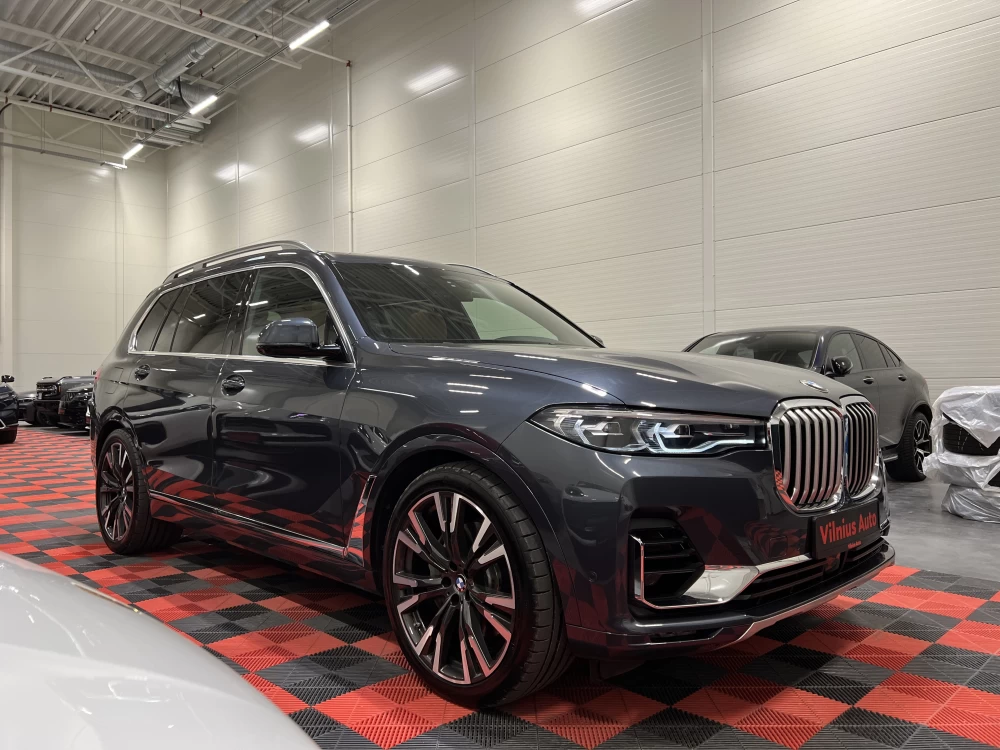 2019 BMW X7