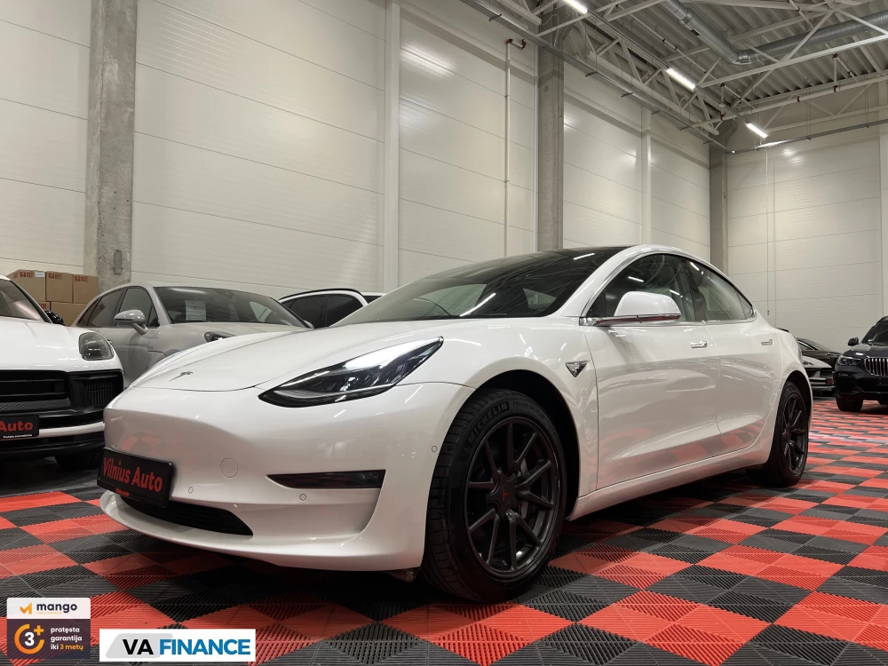 2020 Tesla Model 3